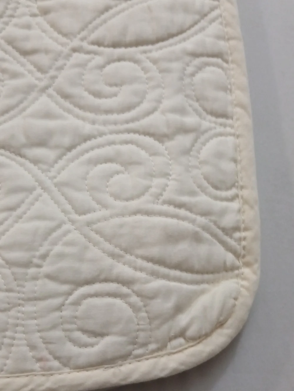 Laura Ashley Queen Quilt